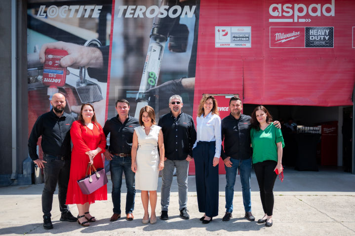 aspad-inaugurare-showroom-otopeni-henkel-cristina-2-719x478-2